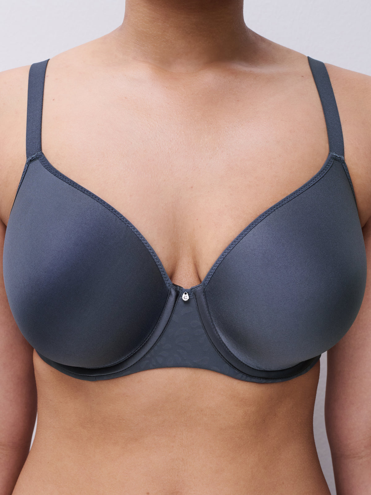 Chantelle Comfort Chic Back Smoothing T-Shirt Bra #C18JNV