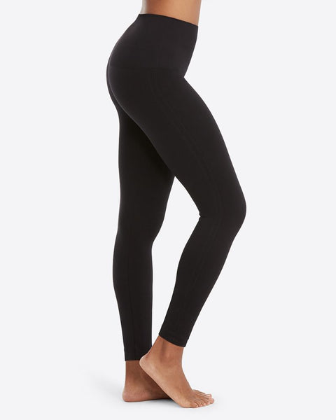 Assets Red Hot Label by Spanx High-Waist Seamless Leggings - FL4315 (1X /  Very Black) … : : Clothing, Shoes & Accessories