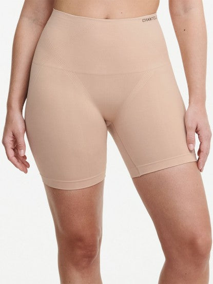 Chantelle Smooth Comfort Mid-Thigh Short #10U4