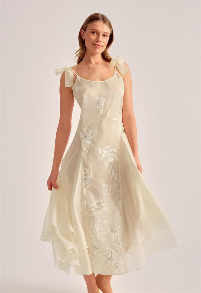 Rya Voltaire Gown #1137