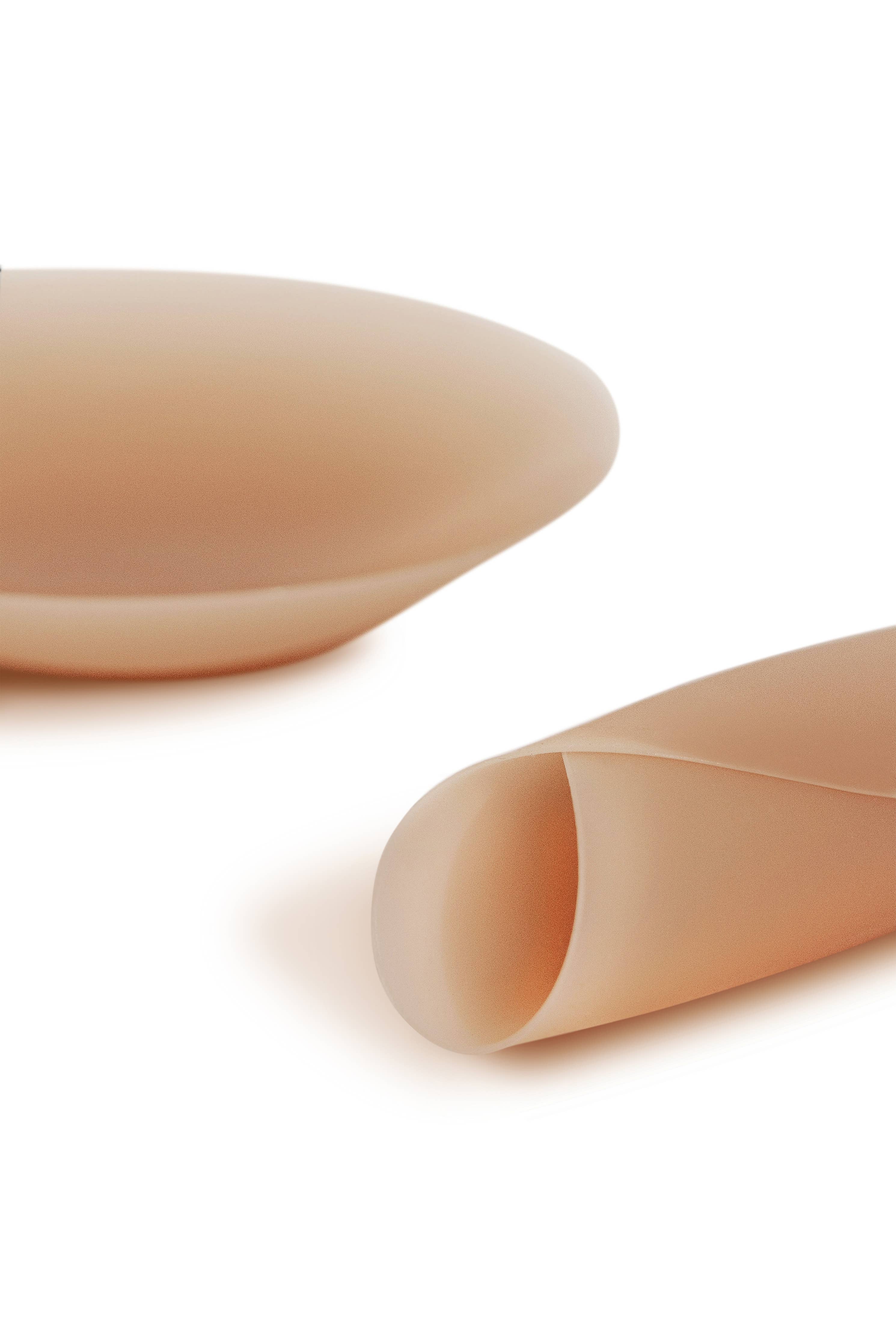 NOOD - Grippies No-Show | NON-ADHESIVE Reusable Nipple Covers