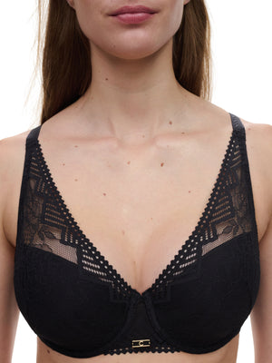 Chantelle Origins Lace Lightweight Plunge Bra #C13XND