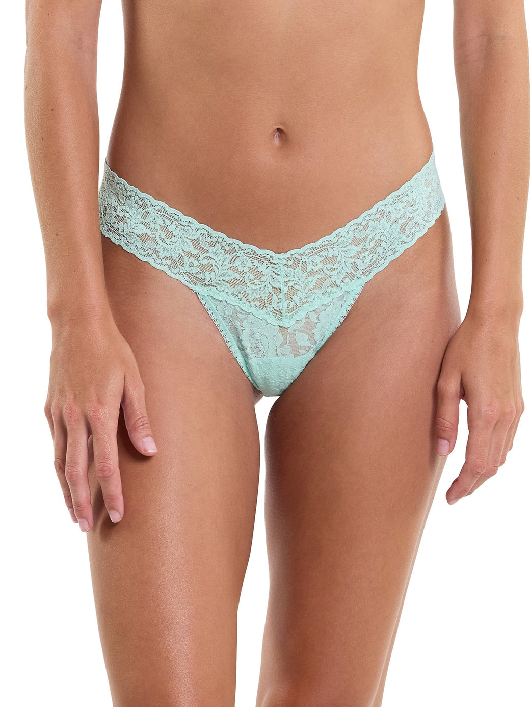 【HANKY PANKY】set of 12 stretch-lace low-rise thongs Signature Lace® Low Rise Thong Black | Hanky Panky