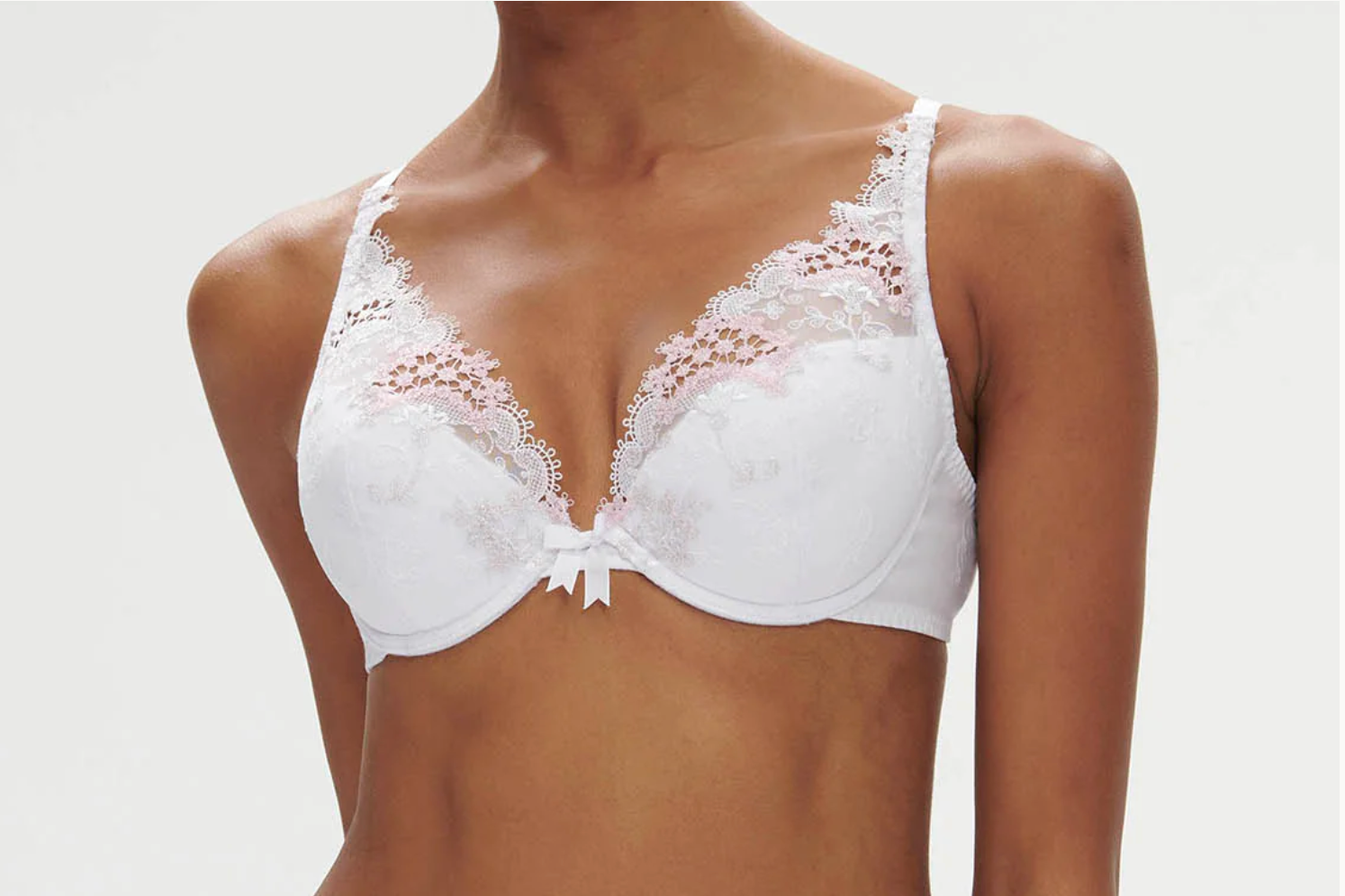 Victorias Secret Very Sexy mesh, lace and rhinestone push-up bra- 32B