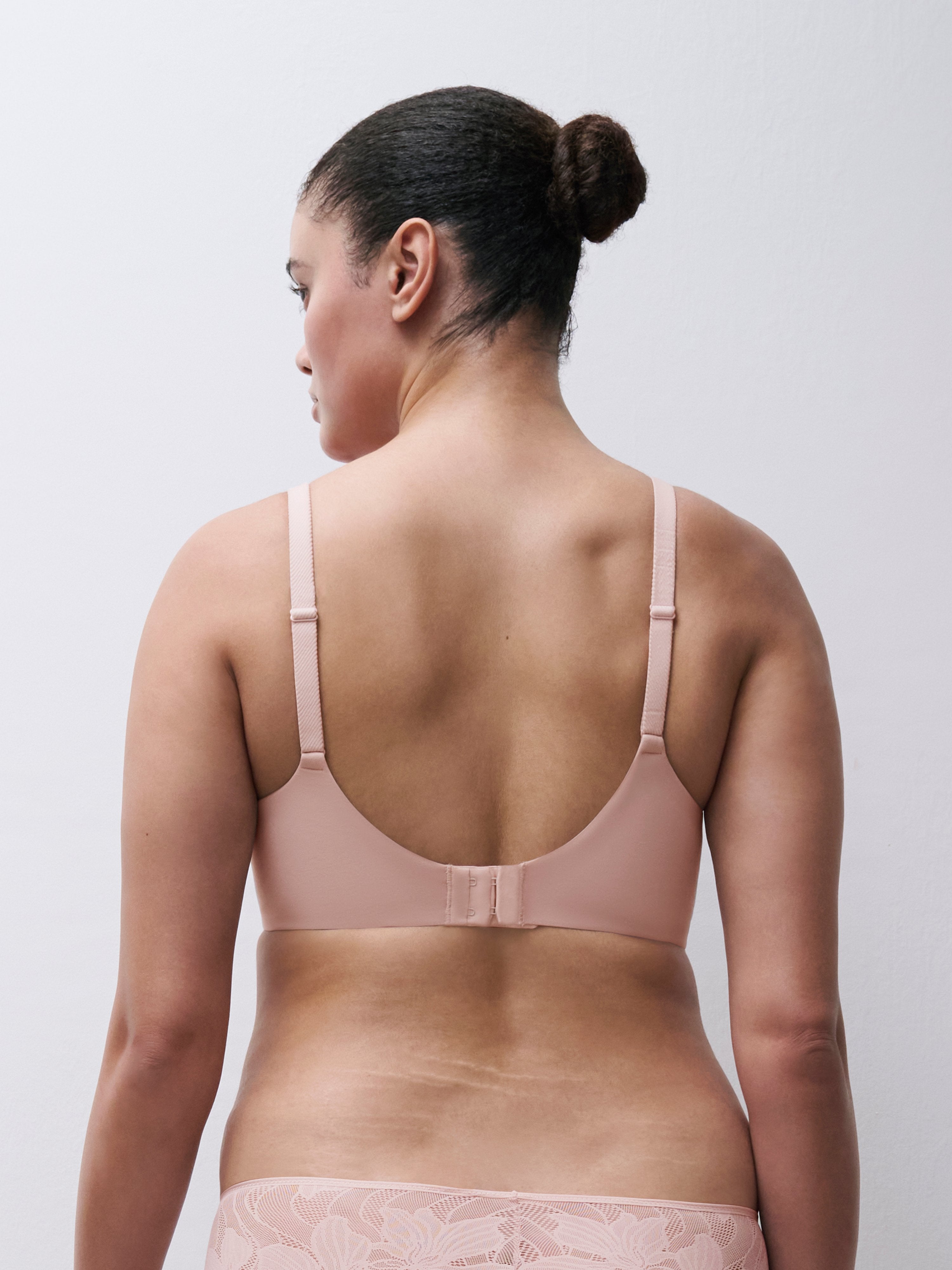 Chantelle Osmose Lightweight Wireless Bra #C917Q9