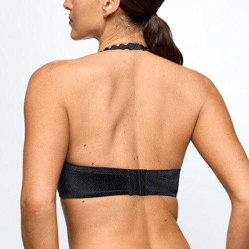 Marie Jo Tom in Black Velvet