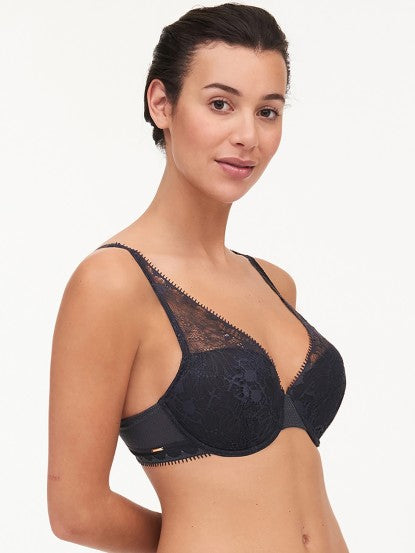 Chantelle Day to Night Lace Lightweight Plunge Bra #15F7 - In the Mood  Intimates