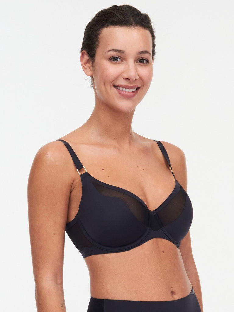 Chantelle Pure Light Unlined Molded Bra #10M1